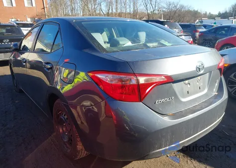 2017 Toyota Corolla Le z USA, uszkodzony, nr VIN 2T1BURHE7HC750532